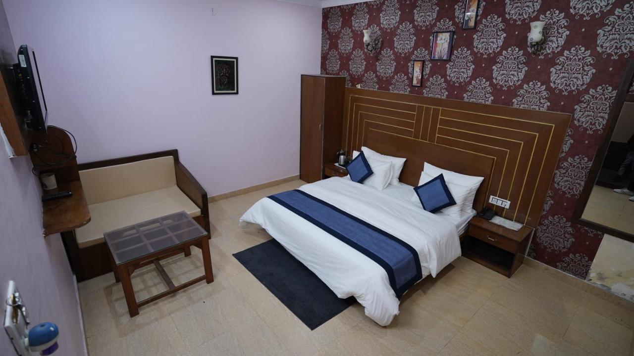 Hr Dukes Den Resort Rámnagar Kültér fotó